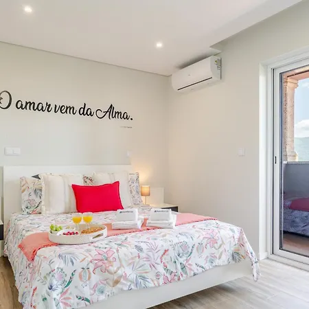 Ladeira Suites, A Douro Retreat By Hostwise 住宿加早餐酒店 Santa Marinha do Zêzere