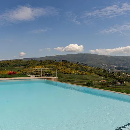 Nocleg ze śniadaniem Ladeira Suites, A Douro Retreat By Hostwise Santa Marinha do Zêzere