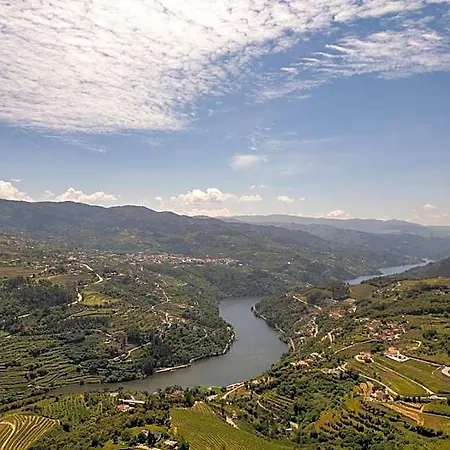 Ladeira Suites, A Douro Retreat By Hostwise Bed and Breakfast