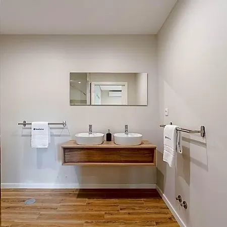 Bed and Breakfast Ladeira Suites, A Douro Retreat By Hostwise