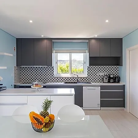 Bed and Breakfast Ladeira Suites, A Douro Retreat By Hostwise
