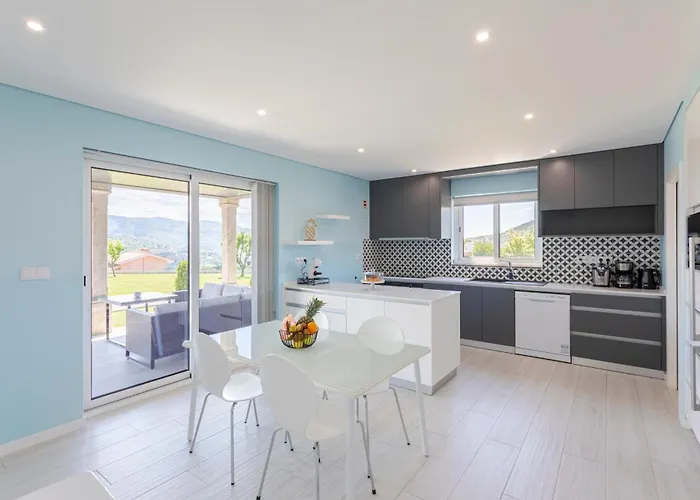 Bed & Breakfast Ladeira Suites, A Douro Retreat By Hostwise