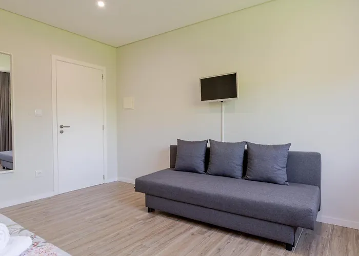 Bed & Breakfast Ladeira Suites, A Douro Retreat By Hostwise Santa Marinha do Zêzere